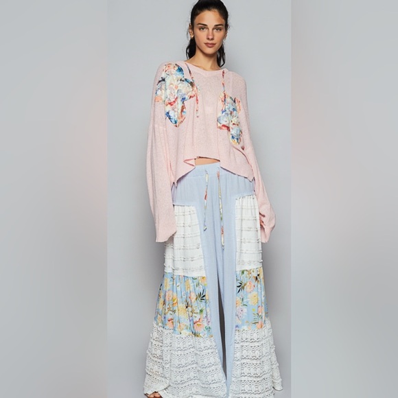 New POL Lace, Floral blue & White Wide-Leg Pants. Small, medium, large. - Picture 2 of 2